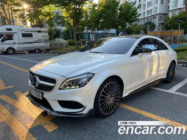 Mercedes-Benz CLS-Class W218