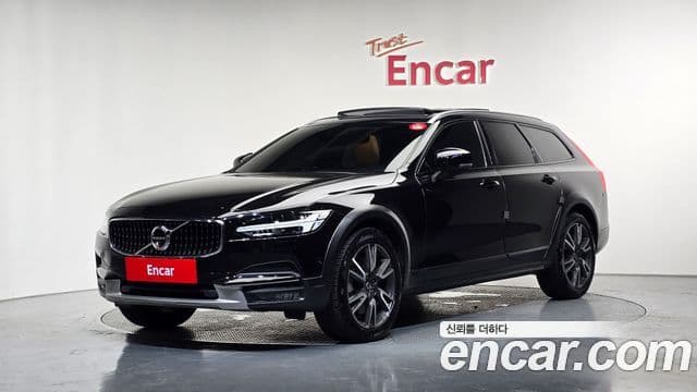 Volvo V90 Cross Country