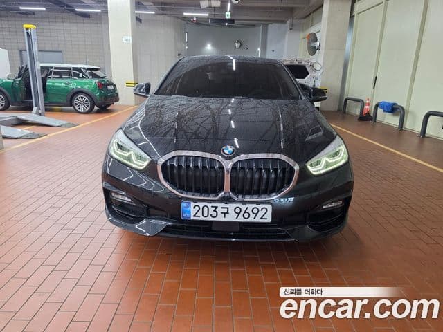 BMW 1 Series (F40)