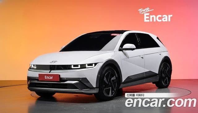 Hyundai The New Ioniq 5