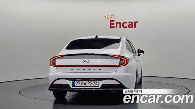 Hyundai Sonata Hybrid (DN8) 4