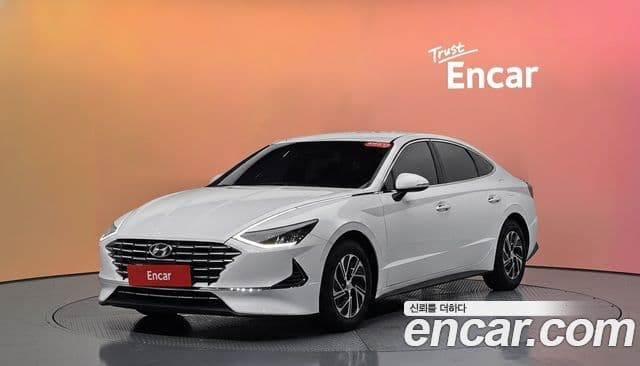 Hyundai Sonata Hybrid (DN8) 1