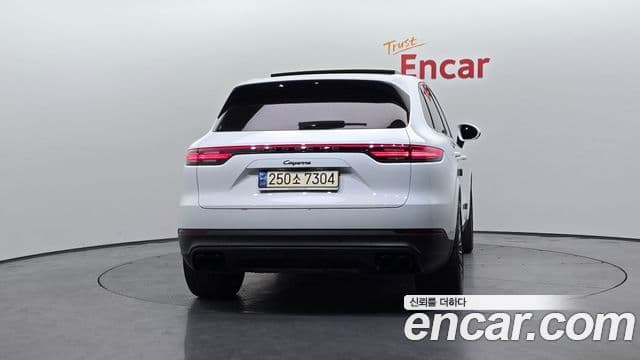 Porsche Cayenne (PO536) 4