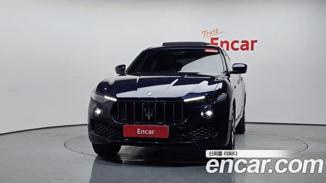 Maserati Levante 3