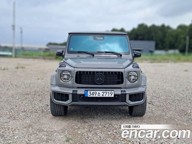 Mercedes-Benz G-Class W465