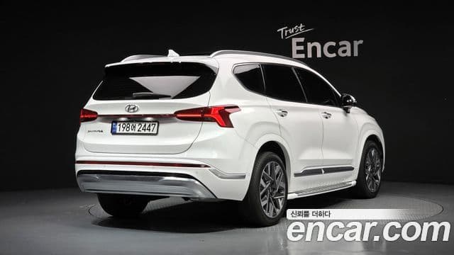 Hyundai The New Santa Fe 2