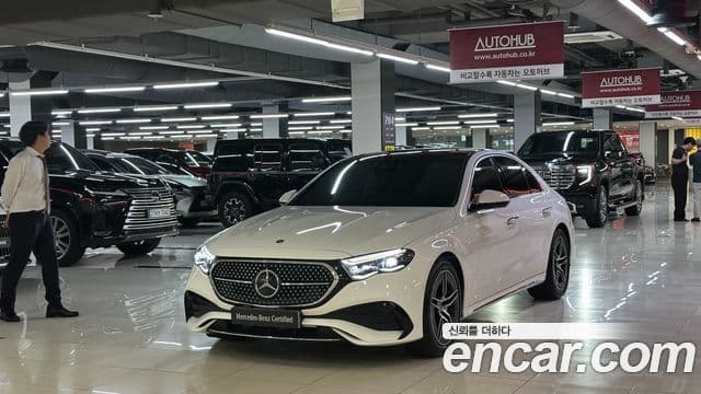 Mercedes-Benz E-Class W214 1
