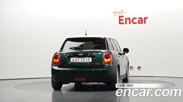 MINI Cooper 4