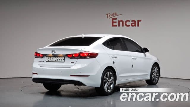 Hyundai Avante AD 2