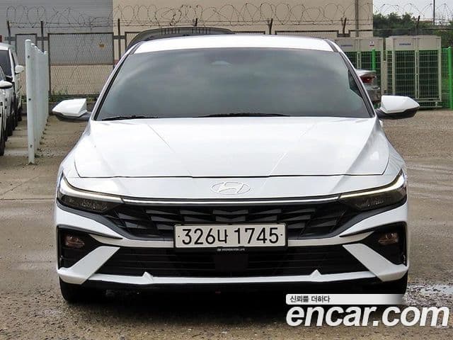 Hyundai The New Avante (CN7)