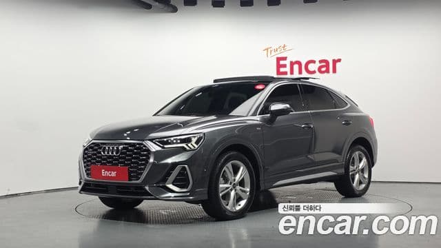 Audi Q3 (F3)