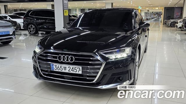 Audi A8 (D5)
