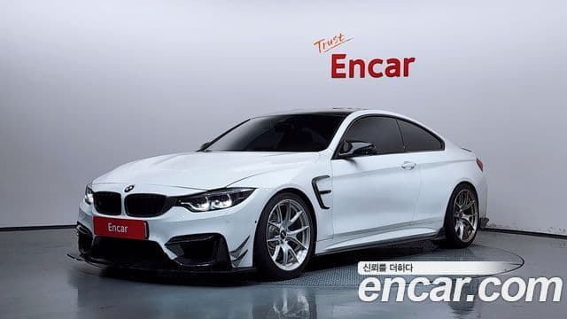 BMW M4 (F82)