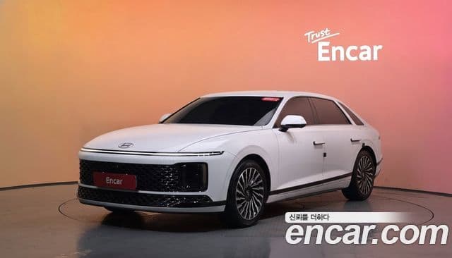 Hyundai Grandeur Hybrid (GN7)