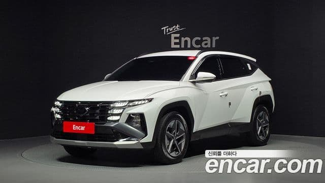 Hyundai The New Tucson Hybrid (NX4)