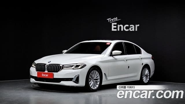 BMW 5 Series (G30)