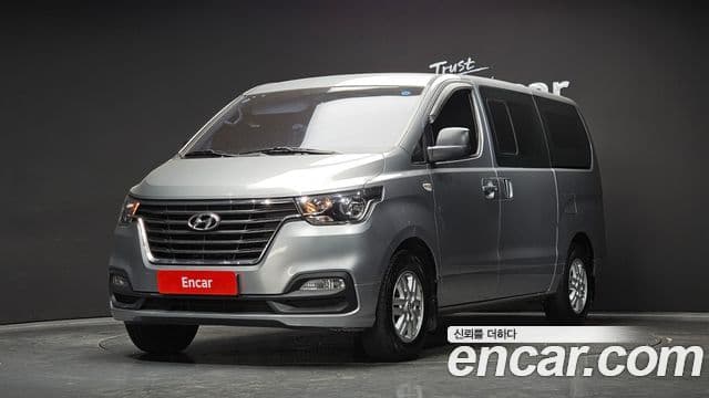 Hyundai The New Grand Starex