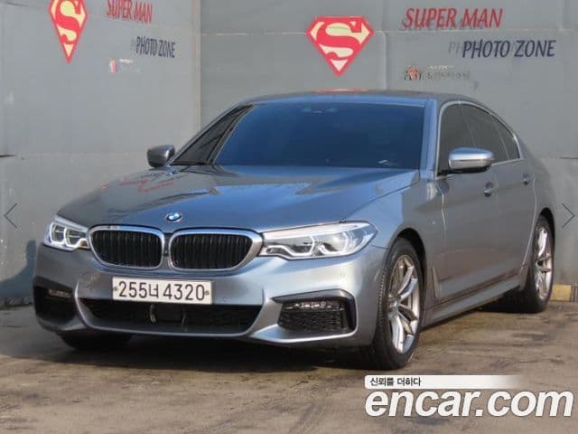 BMW 5 Series (G30)