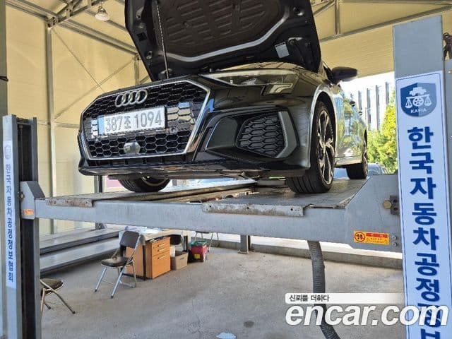 Audi A3 (8Y)