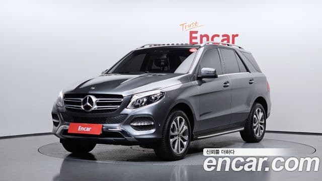 Mercedes-Benz GLE-Class W166