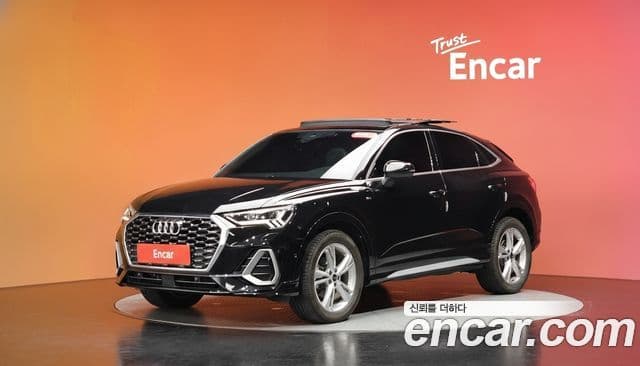 Audi Q3 (F3)