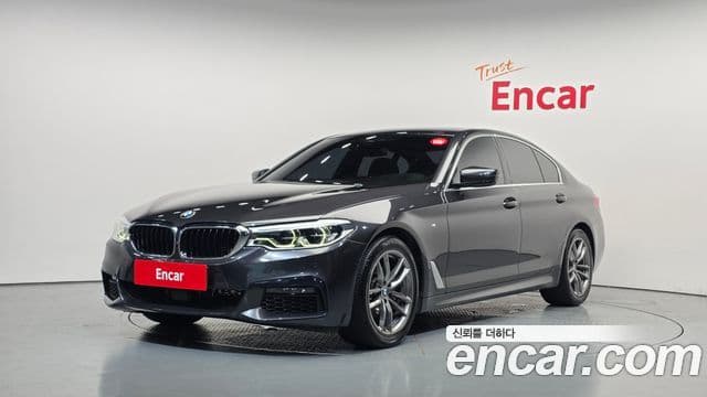 BMW 5 Series (G30)