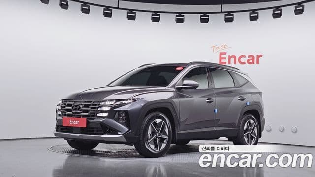 Hyundai The New Tucson Hybrid (NX4)