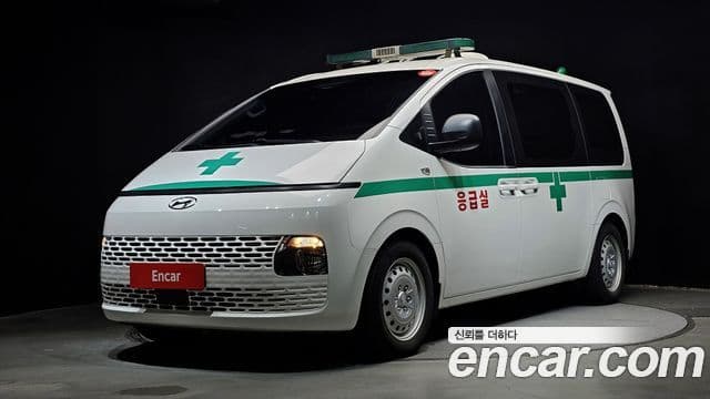 Hyundai Staria