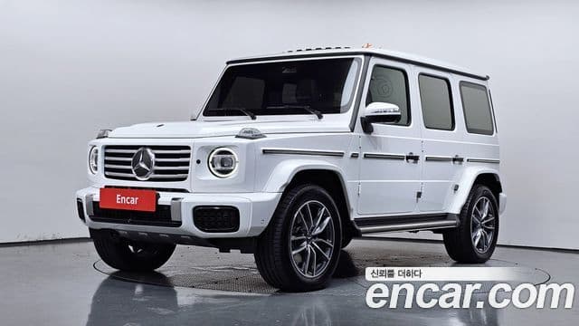 Mercedes-Benz G-Class W465