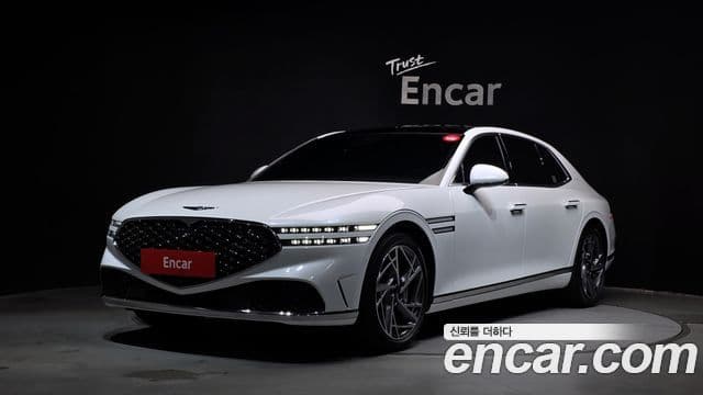 Genesis G90 (RS4)