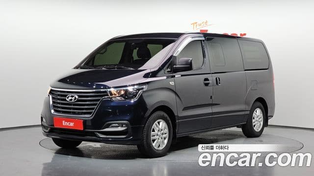 Hyundai The New Grand Starex