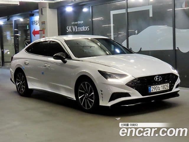 Hyundai Sonata (DN8)