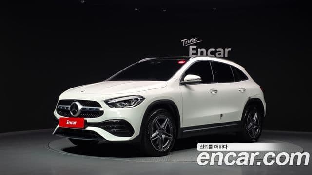 Mercedes-Benz GLA-Class H247