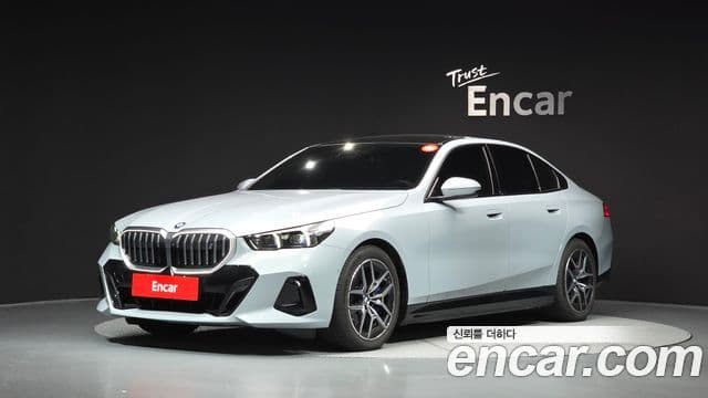 BMW i5 (G60)