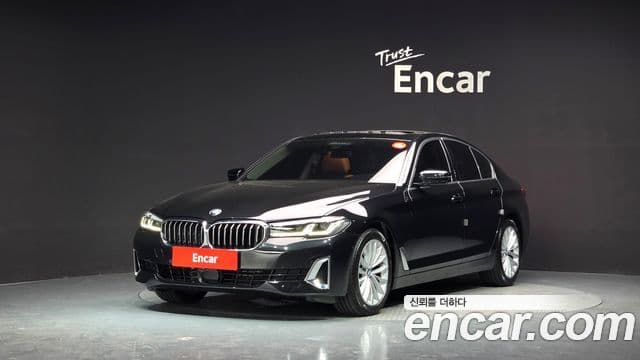 BMW 5 Series (G30)