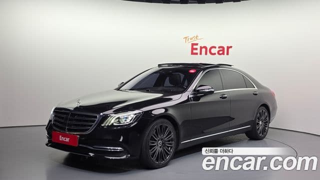 Mercedes-Benz S-Class W222