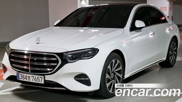 Mercedes-Benz E-Class W214 1