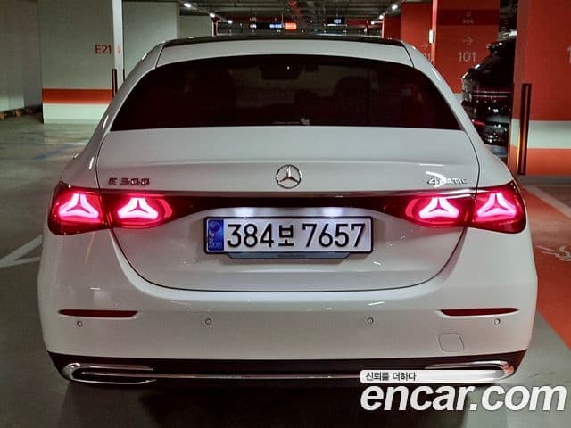 Mercedes-Benz E-Class W214 4