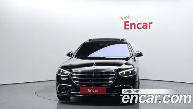 Mercedes-Benz S-Class W223 3