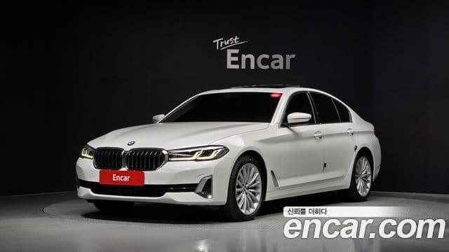 BMW 5 Series (G30)