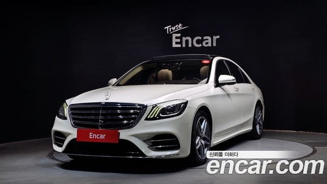 Mercedes-Benz S-Class W222