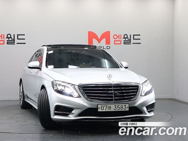 Mercedes-Benz S-Class W222