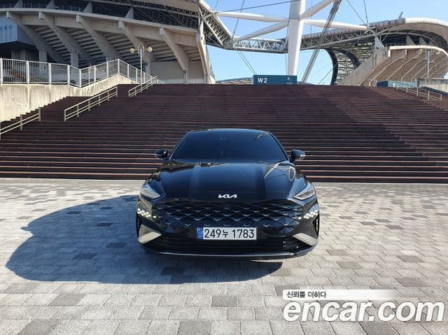 Kia K8 3