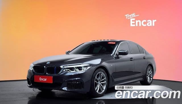 BMW 5 Series (G30)