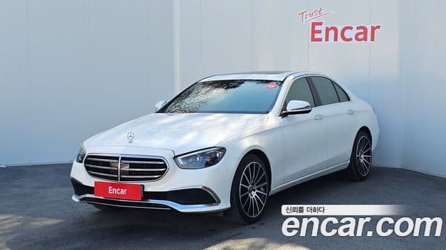 Mercedes-Benz E-Class W213 1