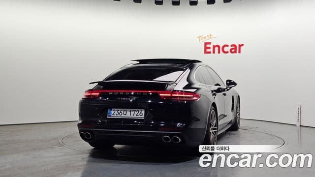 Porsche Panamera (971) 4