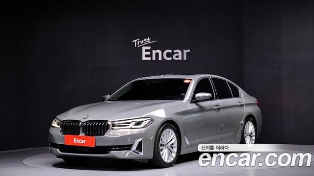 BMW 5 Series (G30)