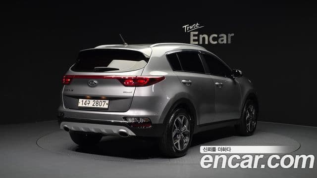 Kia Sportage The Bold 2