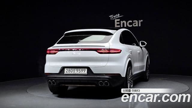 Porsche Cayenne (PO536) 4