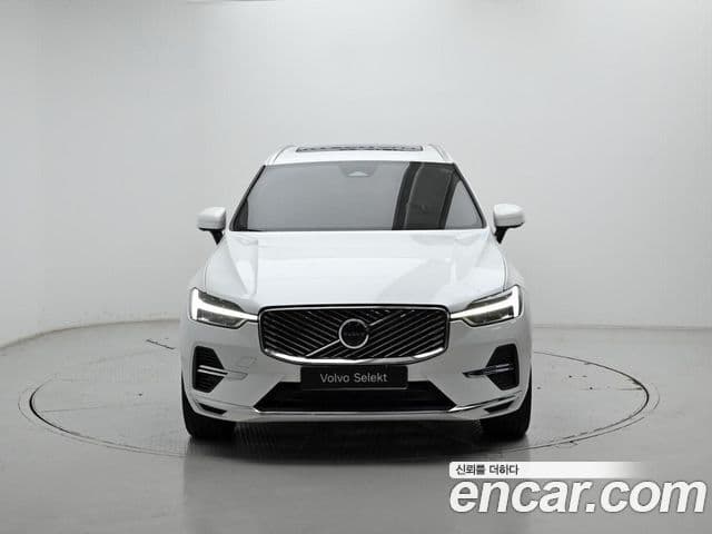 Volvo XC60 2nd Gen 3